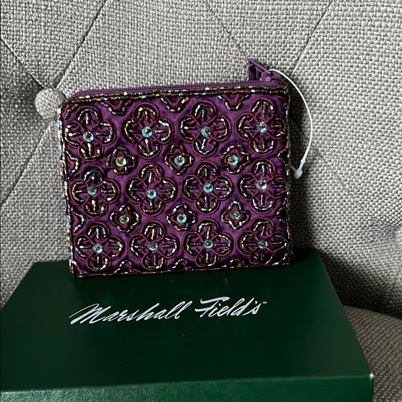 NWT Purple Beaded Women's Cosmetic/Zipper Bag. - Picture 1 of 5